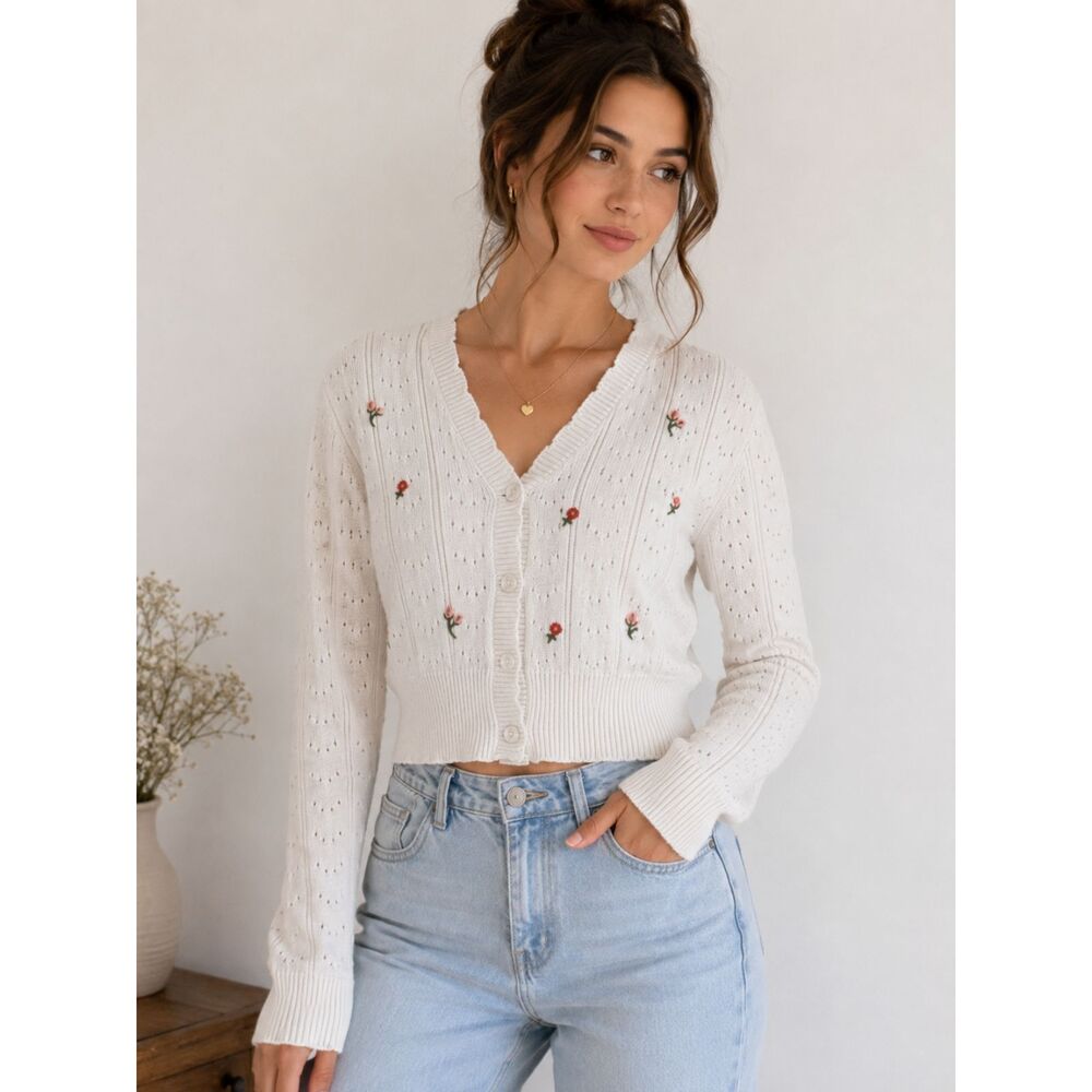 Witty Fox Embroidered Floral Cardigan Women's Small White Cottagecore